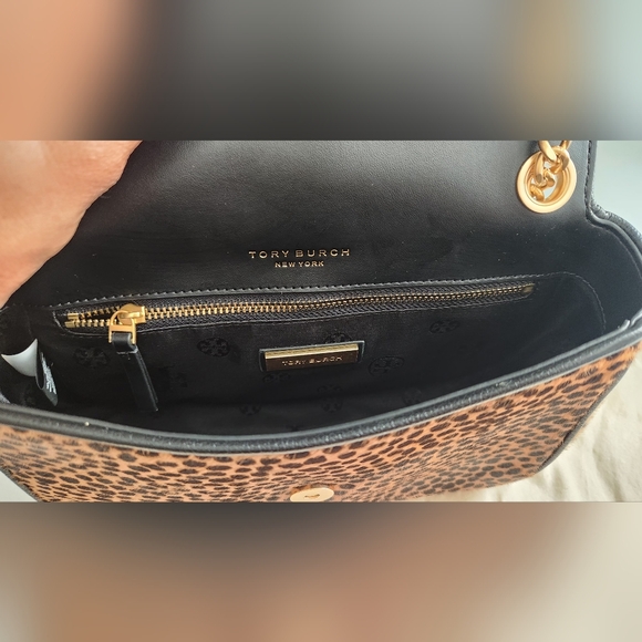 Tory Burch Leopard Print Bag - Picture 4 of 8